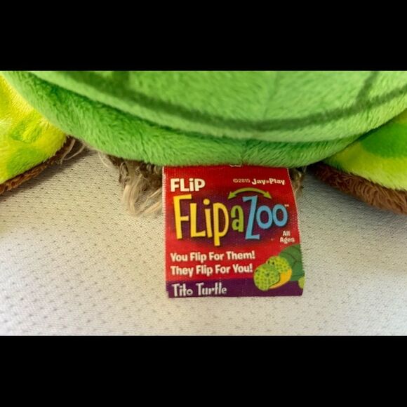 Flip-a-Zoo Tito Turtle & Hanna Hedgehog 2 in 1 Stuffed Animal Plush 18”. - Picture 4 of 14